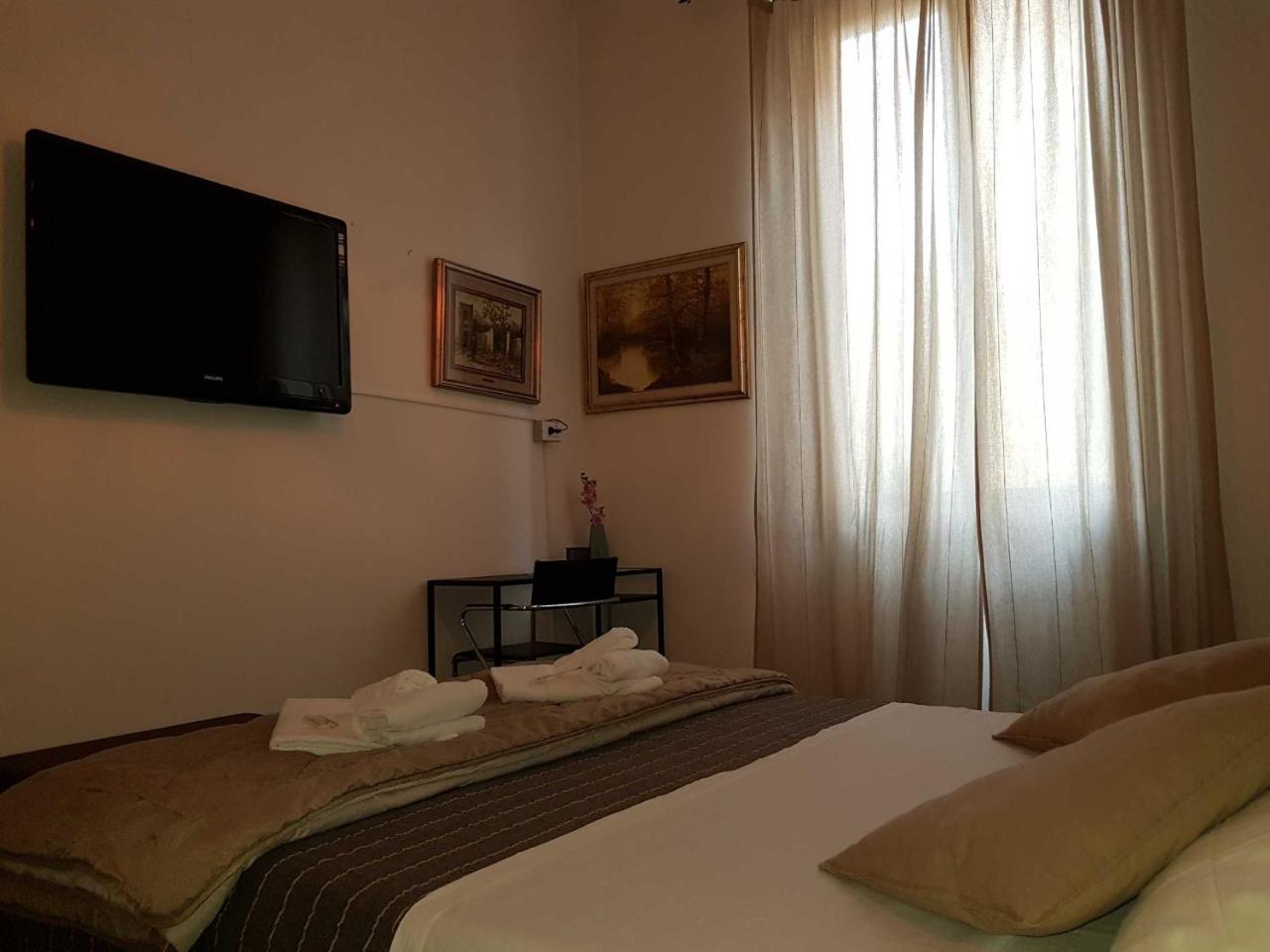 Central Rooms Genua Exterior foto
